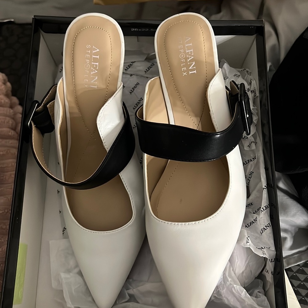 Brand new alfani heels